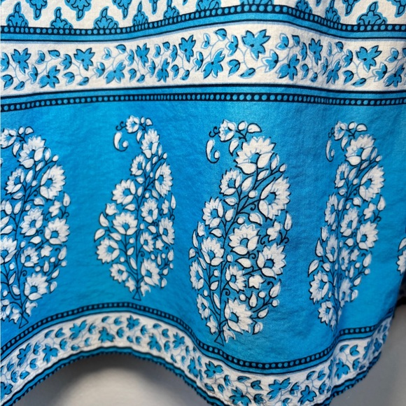 J. Crew 100% Cotton Blue Patterned Women's Top with bell sleeves - Picture 7 of 7